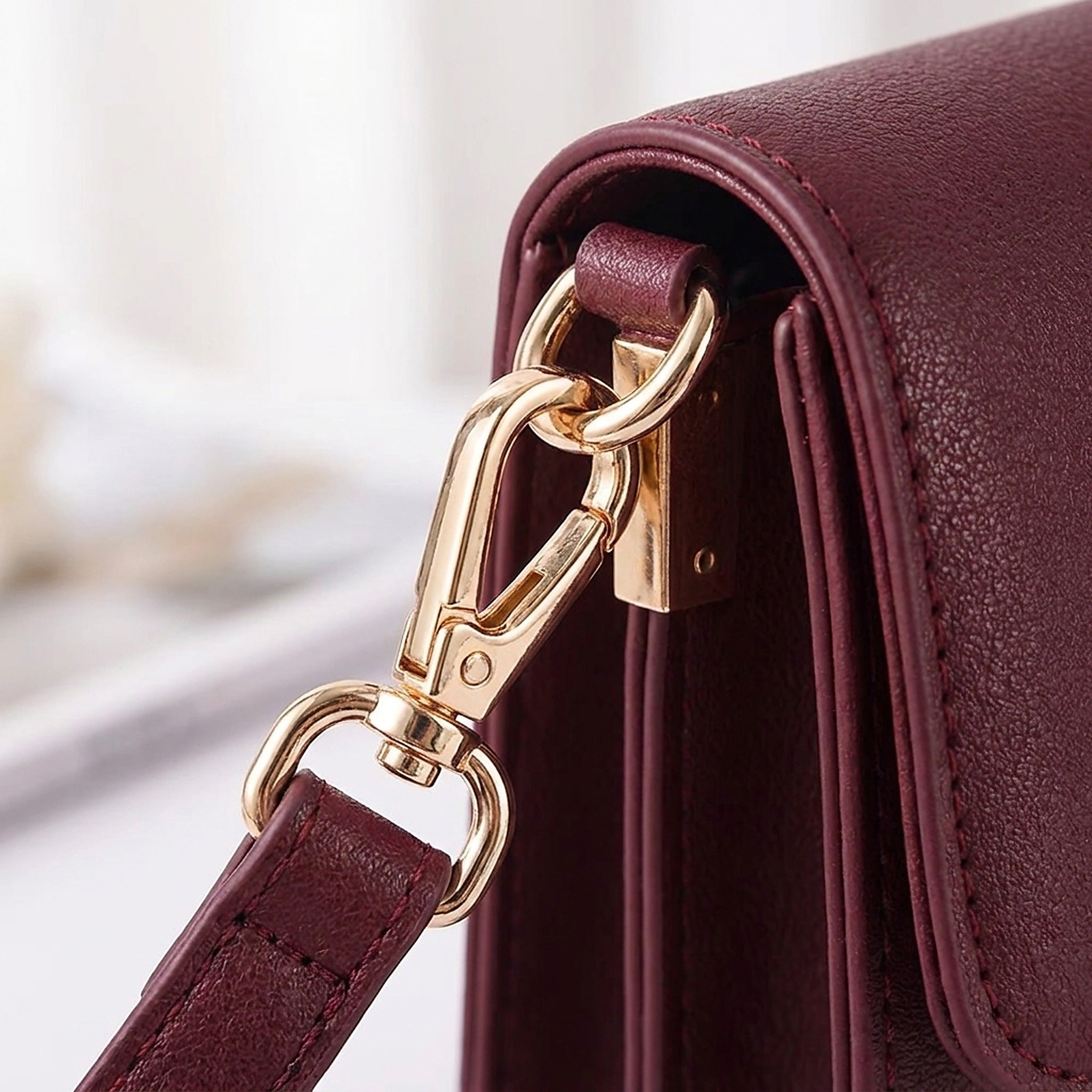 SORAVEA Ella Clutch